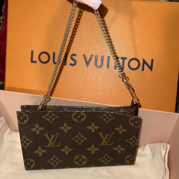 Authentic Louis Vuitton pochette monogram - Picture 3 of 15